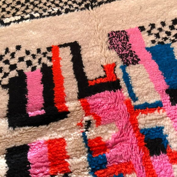 Contemporary Colorful Azilal Handmade Rug - Wool Moroccan Carpet- Free delivery - Picture 4 of 5